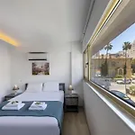 C-premium Apts 100m From And Centre Apartmán