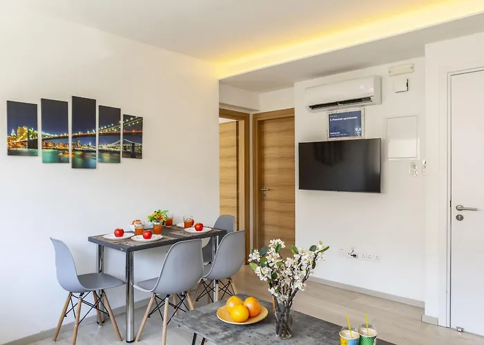 Daire C-premium Apts 100m From And Centre