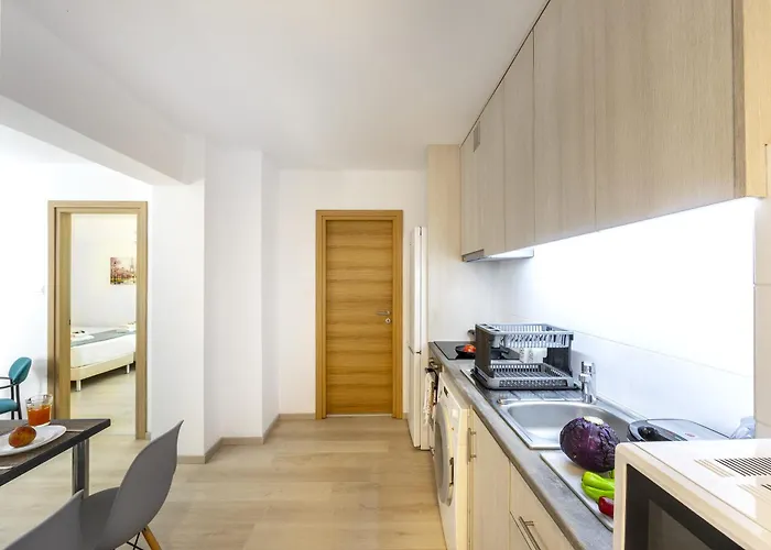 Daire C-premium Apts 100m From And Centre *