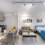 Apartament C-premium Apts 100m From And Centre *