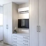 C-premium Apts 100m From And Centre Apartament Larnaca