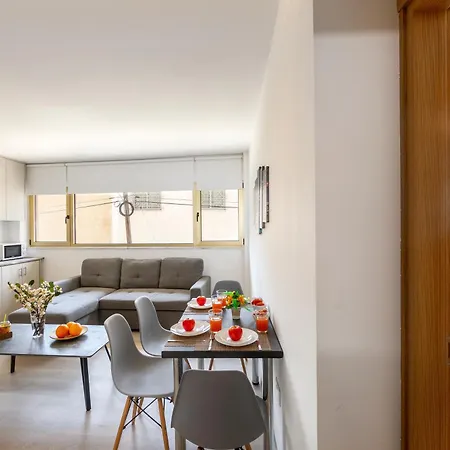 Апартаменти C-premium Apts 100m From And Centre
