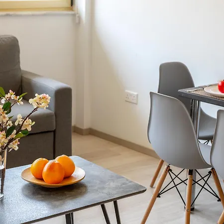 C-premium Apts 100m From And Centre * Ларнака