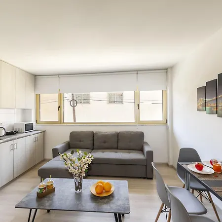 Apartment C-premium Apts 100m From And Centre *