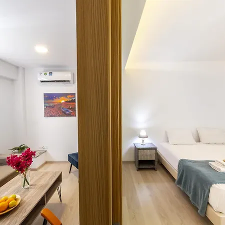C-premium Apts 100m From And Centre Διαμέρισμα *