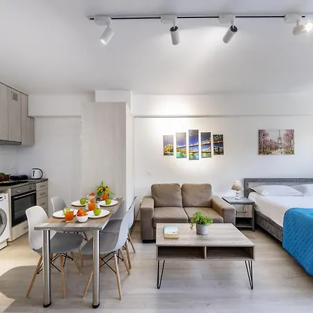 Apartment C-premium Apts 100m From And Centre *