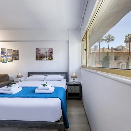 C-premium Apts 100m From And Centre Apartment *