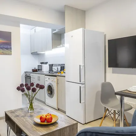 C-premium Apts 100m From And Centre Διαμέρισμα Λάρνακα