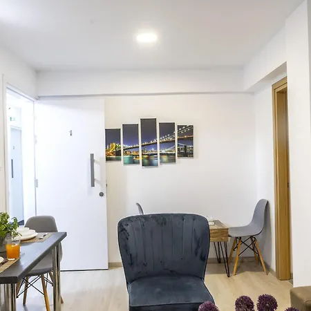 Apartment C-premium Apts 100m From And Centre *