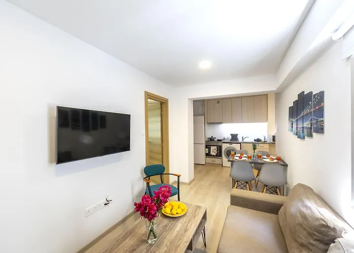 Апартаменты C-premium Apts 100m From And Centre *