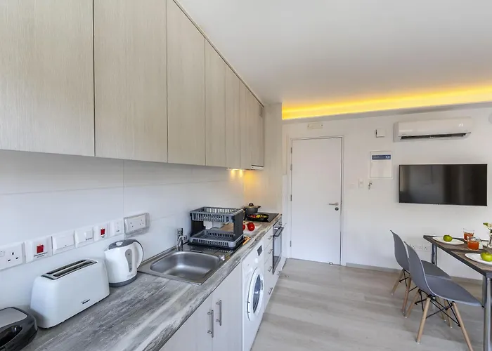 דירה C-premium Apts 100m From And Centre לרנקה